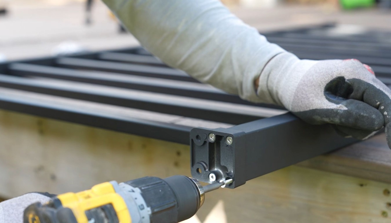 Professional deck railing repair and restoration service in Glendale, AZ